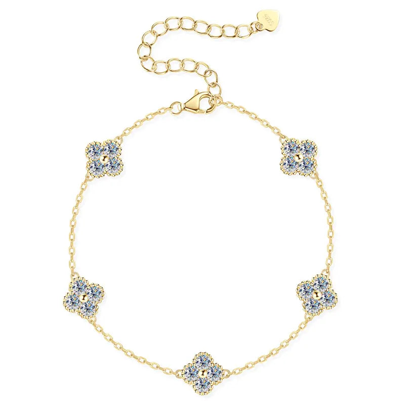 Élanor Jewels Moissanite Clover Bracelet