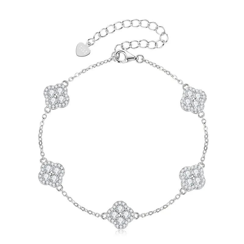 Élanor Jewels Moissanite Clover Bracelet