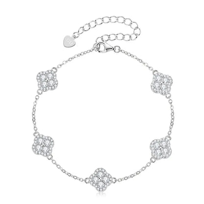 Élanor Jewels Moissanite Clover Bracelet