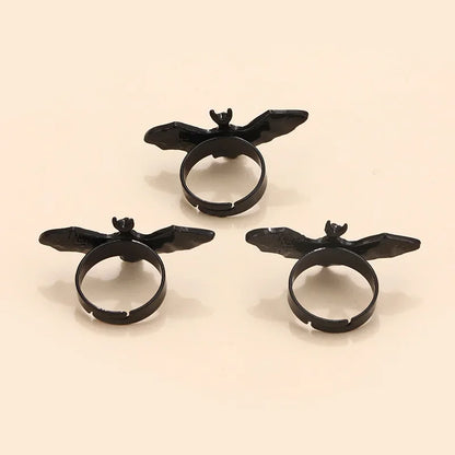 Rogue + Wolf Gothic Black Bat Ring Punk Flying Bat Metal Adjustable Women Jewelry Hot Festival Cosplay Gift Boys Girls Halloween Accessories Gothic Bat Wolf Black