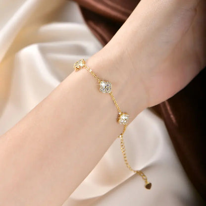 Élanor Jewels Moissanite Clover Bracelet