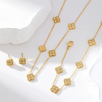 Lumière Bijoux Zircon Clover Bracelet