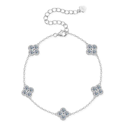 Élanor Jewels Moissanite Clover Bracelet